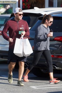 56742151_hqcelebcorner-20.jpg