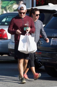 56742171_hqcelebcorner-23.jpg