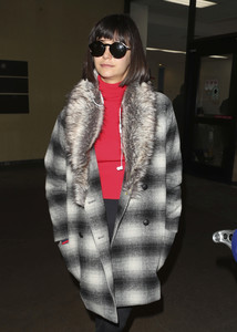 56981149_hqcelebcorner-14.jpg