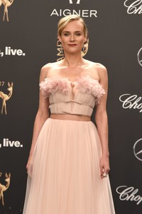 57331814_dianekruger_2017bambiawards-2.jpg