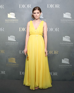 57336427_katemara_guggenheiminternationalgala2017-12.jpg