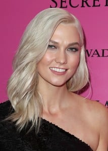 57455492_karliekloss_victoriassecretfashionshowafterparty2017-1.jpg