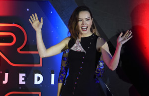 57458430_daisy-ridley-02.jpg