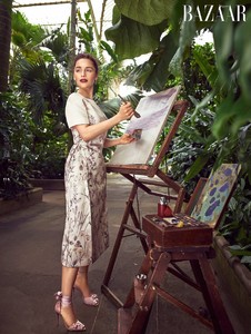 57491957_emilia-clarke-hbz1106.thumb.jpg.591ce42d8e6ba6f1afb833963f3f73e4.jpg