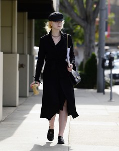 58017653_elle-fanning-1.jpg