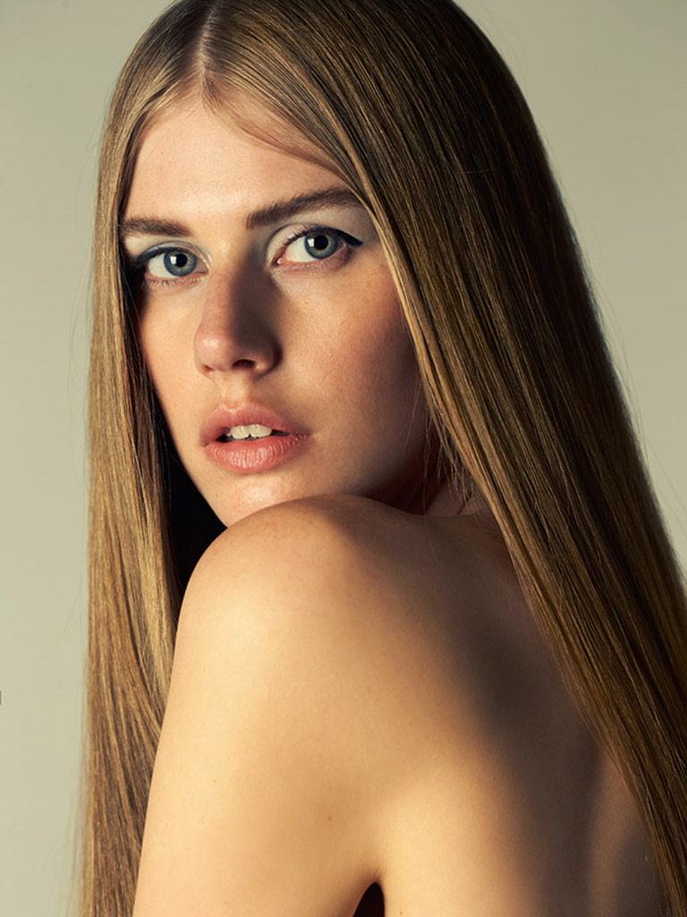 Sofia Larsson 9652.jpg