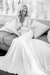 Blanka Javorska - emnauel bridal 2015c.jpg