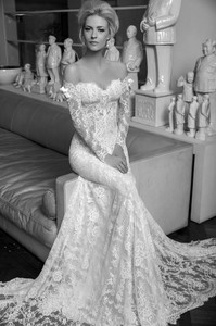 Blanka Javorska - emnauel bridal 2015b.jpg