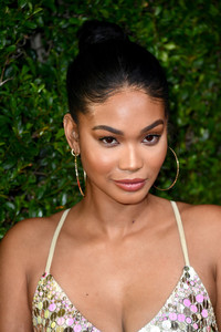 Chanel+Iman+REVOLVEawards+Arrivals+6VgBOzJlbkHx.jpg