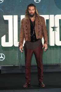   jmom041117BZNimage19.jpg