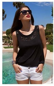 lisca swim_Page_09_Image_0001 (4).jpg