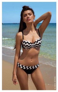 lisca swim_Page_31_Image_0001.jpg