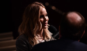   jlaw041117BZNimage1005.jpg