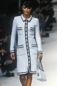 5_chanel-hc-fw-1995-6_html.thumb.JPEG.2e2d2dd68c8c2e890f7e30926a90d15b.JPEG