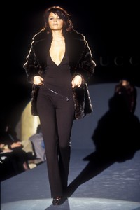 5_gucci-fw-1995-6_html.thumb.JPEG.8cf61c7504edfe9fd972e2859d0cc6b4.JPEG