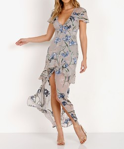 for-love-lemons-cleo-floral-maxi-dress 2.jpg