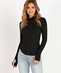 lna-clothing-sloane-turtleneck 2.jpg