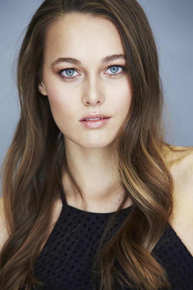 Tess Raviez 14.jpg