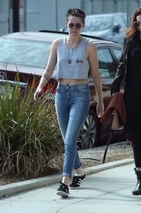     kstew121117BZNimage16.jpg