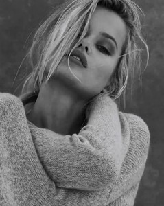 5a08d27c761d5_NAKEDCASHMERE-ItsFri-yay!Getnakedincashmerewithus.mp4_snapshot.thumb.jpg.6e3c1001e13c69b4bcb441120144d0c8.jpg