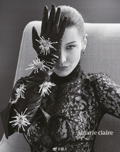 5a0961765e924_bella-hadid-marie-claire-china-(6).thumb.jpg.374d7949d6f39b045c0adee1913a3aa5.jpg