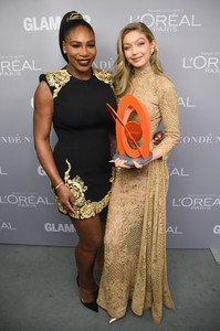 Serena+Williams+Glamour+Celebrates+2017+Women+Q7HQt2NkUGLx.jpg