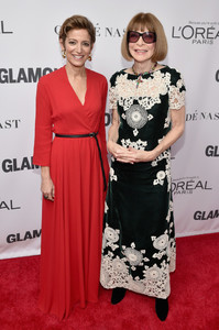 Anna+Wintour+Glamour+Celebrates+2017+Women+rGSky6PlYenx.jpg