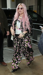  kesha151117BZNimage1.jpg