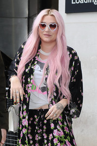  kesha151117BZNimage8.jpg