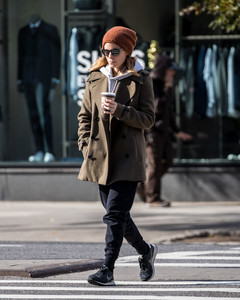   katem161117BZNimage6.jpg