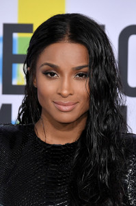 Ciara+2017+American+Music+Awards+Arrivals+yCWmdy6X8bjx.jpg