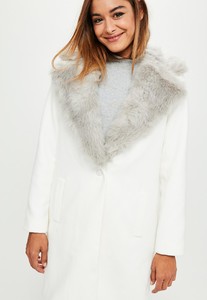 white-extreme-faux-fur-short-wool-coat 2.jpg