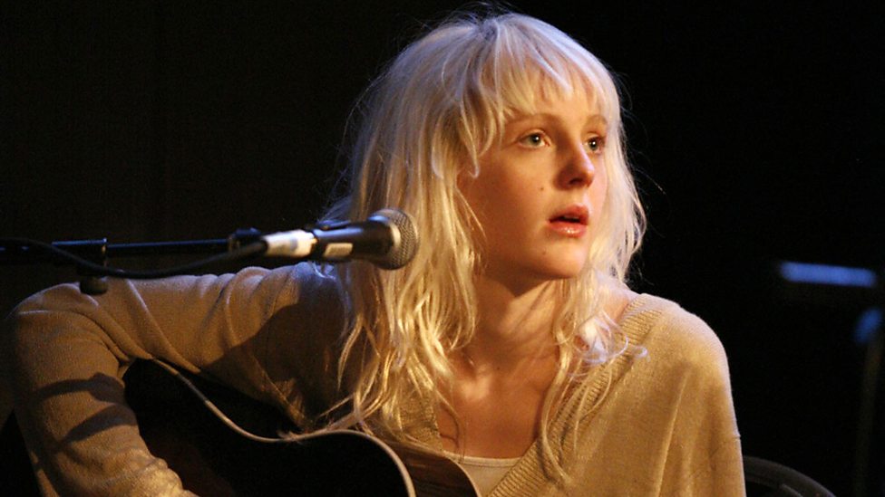 Laura Marling.jpg