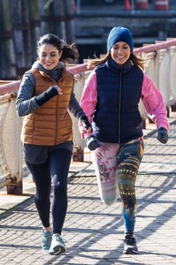 Jennifer-Lopez-and-Vanessa-Hudgens - On-the-set-of-Second-Act--11.jpg