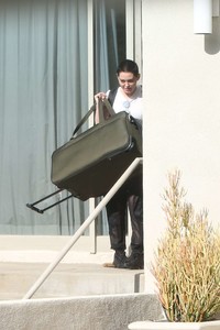 Rose-McGowan out-in-Los-Angeles--25.jpg