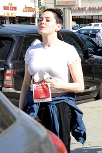 Rose-McGowan out-in-Los-Angeles--29.jpg