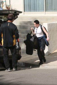 Rose-McGowan out-in-Los-Angeles--42.jpg