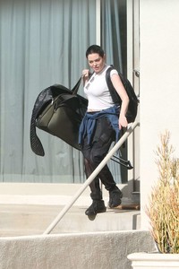 Rose-McGowan out-in-Los-Angeles--43.jpg