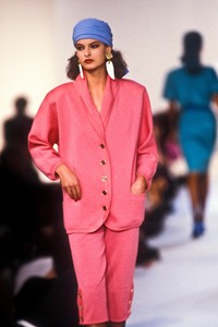 7_ysl-ss-1987-1_html.thumb.JPEG.7c51310173b0918b2557b98e8c718539.JPEG