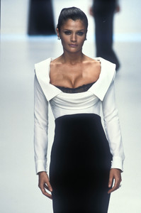 9_christian-dior-fw-1996-10_html.thumb.JPEG.46d194c652743143876698f695d7c200.JPEG