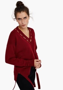 ARCADIA_VNECK_MADDER_SIDE.jpg