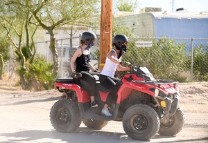 Alicia-Vikander--ATV-Tour-in-the-desert--12.thumb.jpg.385e95426ca57867209d20c76db4a020.jpg