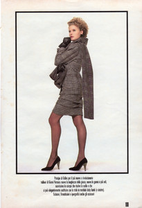 AmicaIT070987no73Versace12.thumb.jpg.c996c9c3d6f83aac64d6ece545aff5eb.jpg