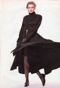 AmicaIT070987no73Versace14.thumb.jpg.331388f23c240c4cf5e8fba07a9de338.jpg