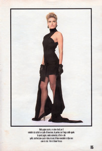 AmicaIT070987no73Versace16.thumb.jpg.9fda80091625d3cfa260d71c906e64b1.jpg