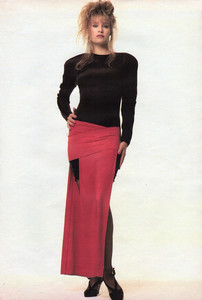 AmicaIT070987no73Versace18.thumb.jpg.1362e17636c5676ad81172d50906d58a.jpg