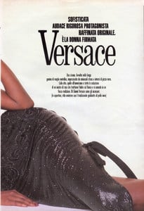 AmicaIT070987no73Versace2.thumb.jpg.2cbac1c69912fd98e23605971f7afef5.jpg
