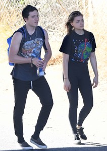 Chloe-Moretz-and-Brooklyn-Beckham-Out-on-a-hike--07.jpg