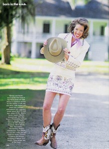 Christy_Turlington_Vogue_US_92_bornintheusa__by_Arthur_Elgort_LJ__ru_glam4.thumb.jpg.3d8eae55528cc943dab4902dd0d831e4.jpg