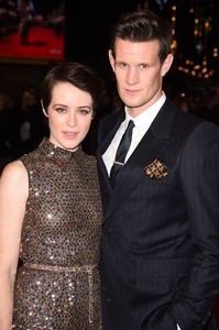 Claire-Foy_-The-Crown-season-2-premiere-in-London-01.jpg